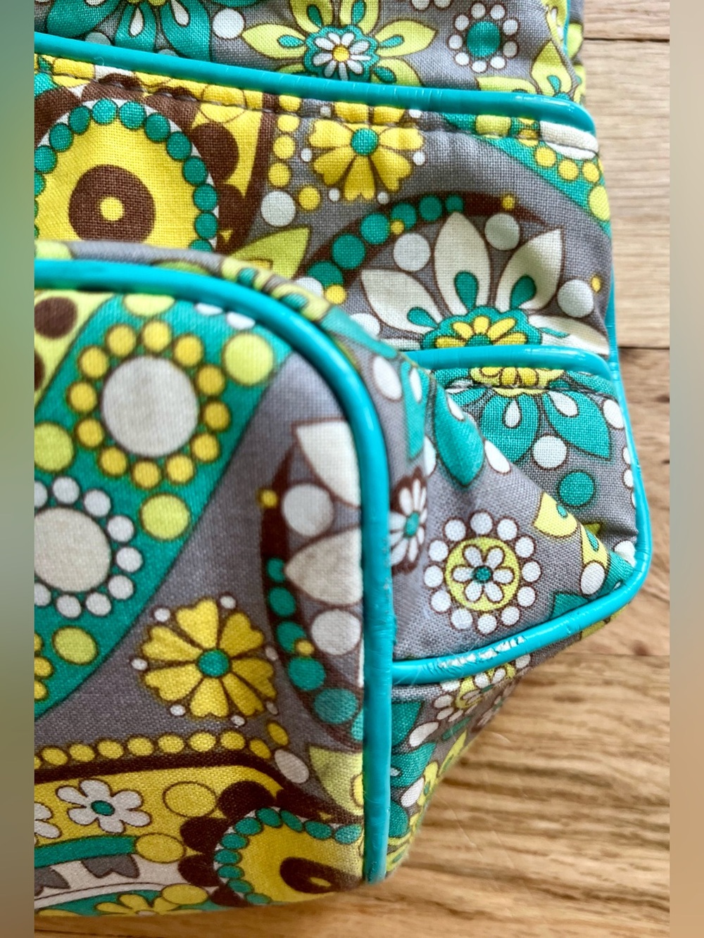 Vera Bradley Tote Bag Turquoise Yellow Paisley Excellent Condition - Picture 5 of 8